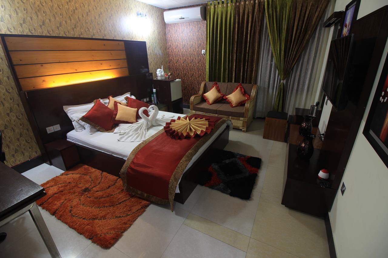 Tiger Garden Int Hotel Khulna Exterior photo