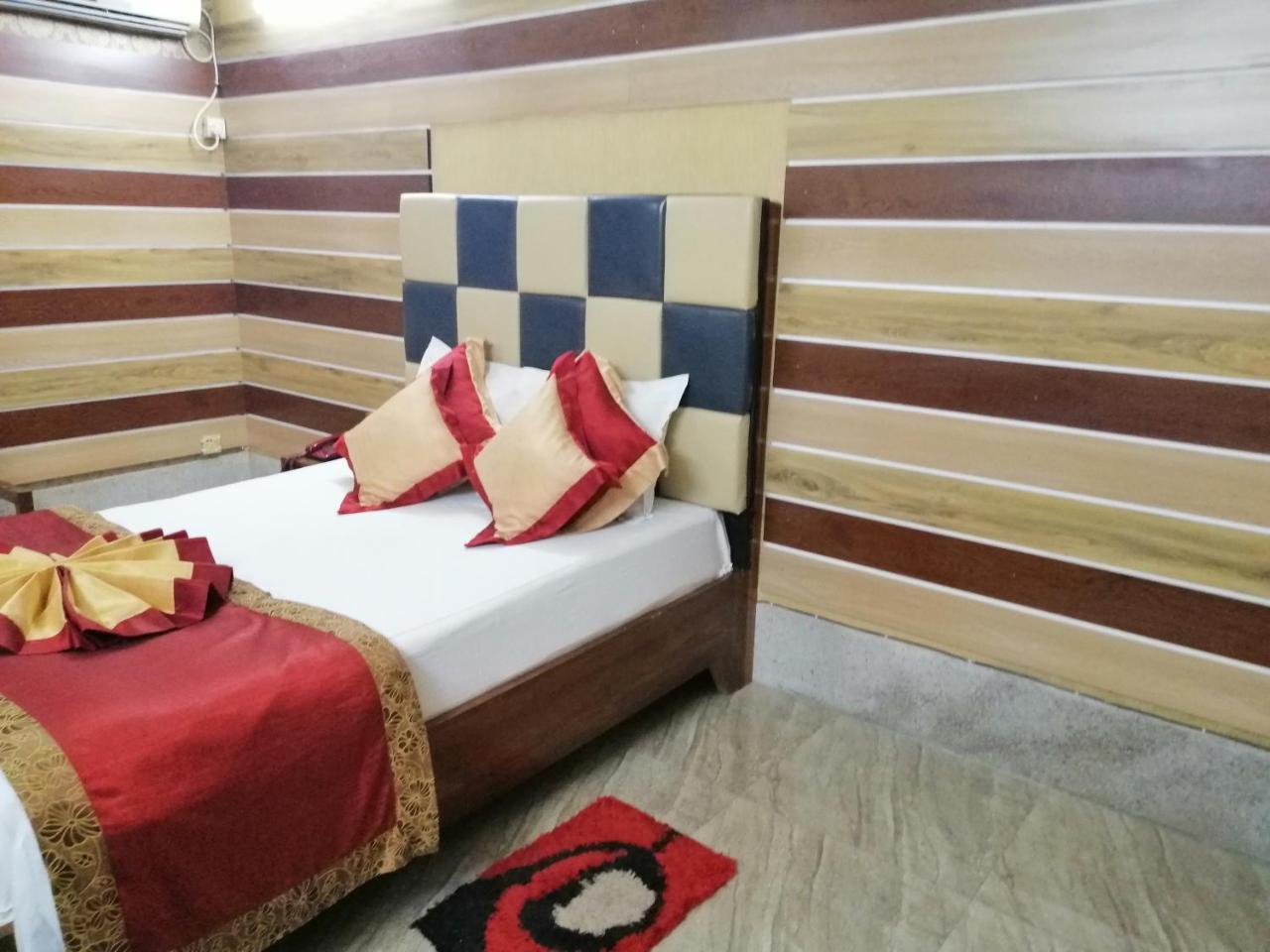 Tiger Garden Int Hotel Khulna Exterior photo